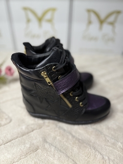 ZAPA CLASICA NEGRO Y VIOLETA -ZTE- ZAPA TACO ESCONDIDO
