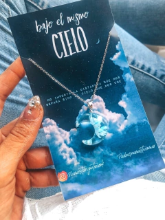 Collar BAJO EL MISMO CIELO (medialuna)