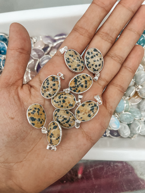 MEDALLÓN JASPE DALMATA MINI CON VIROLA X3 U.