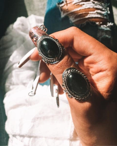 Anillos de alpaca con obsidiana venta por mayor y menor piedras namaste
