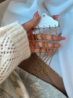 Pack de cadenas para pulseras de acero dorado, modelo Rolo de 18 cm de largo, con mosquetón listas para usar. 