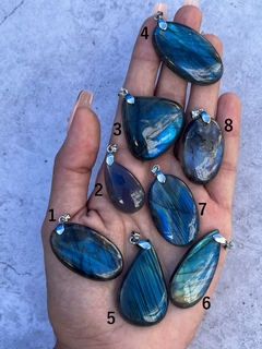 Cabujones de Labradorita Blue perforados. Piedra natural Labradorita Blue de alta calidad, orígen Madagascar. 