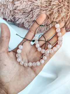 Pulseras de hilo con bolitas esferas de cuarzo rosa de 8mm de diámetro.
