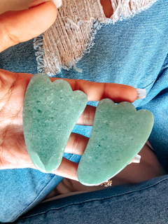 GUA SHA para masaje facial y skin care.  Piedra natural cuarzo verde.