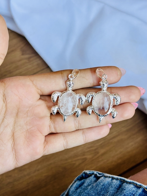 TORTUGUITAS CON CUARZO BLANCO Y BAÑO DE PLATA X2 U.