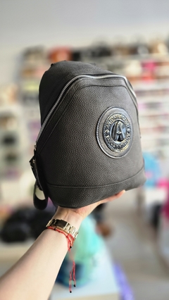 MOCHILA DE CUERO - comprar online