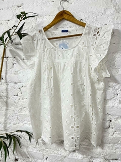 Musculosa importada de brodery en internet