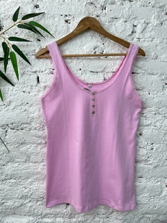 Musculosa con puntilla