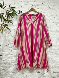 Camisolas estampadas escote “V” - comprar online