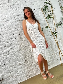 Vestido de hilo sedificado calado corto en internet