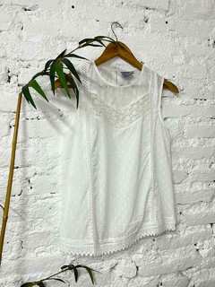 Musculosa importada de brodery - comprar online