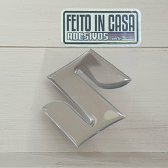 Adesivo Resinado Suzuki Cromado - comprar online