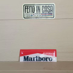 Adesivo Resinado Marlboro