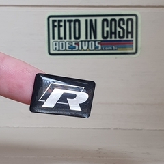 Adesivo Resinado R Line Preto e Cromado