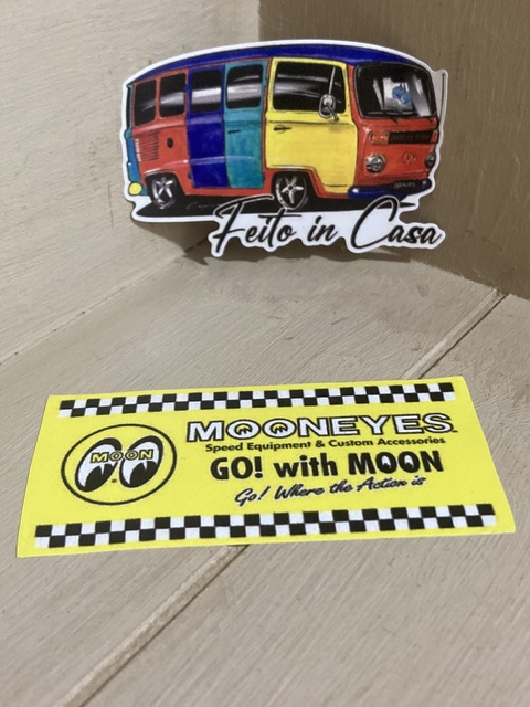Adesivo Mooneyes Go with Moon - comprar online