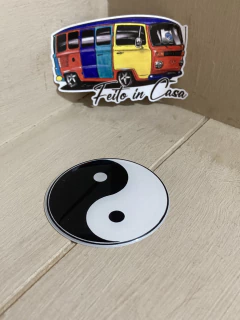 Adesivo Resinado Yin Yang Town e Country - comprar online