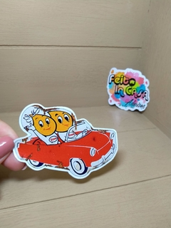 Adesivo Bonecos Esso no carro