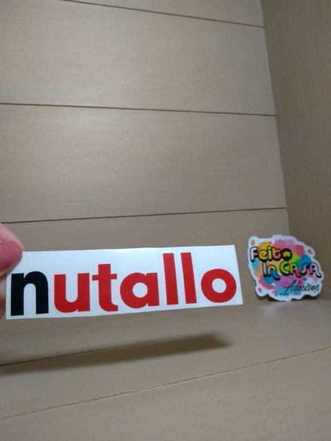 Adesivo em Recorte Nutallo