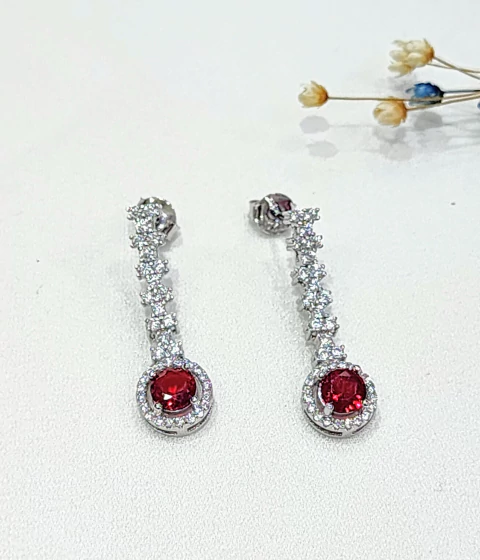 Aros plata colgante rubíes