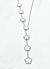 Collar corbatero acero flores blanco - comprar online