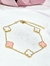 Pulsera acero dorado treboles blanco y rosa