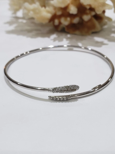 Esclava plata serpiente