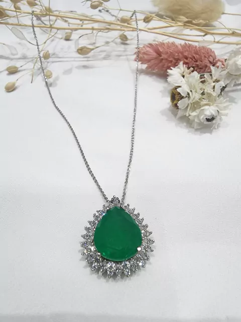 Cadena colgante plata gota esmeralda