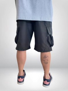 bermuda cargo pocketful preta na internet