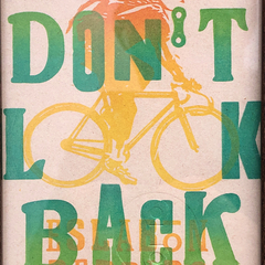 Cuadro “Dont look back” en internet