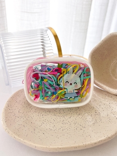 Mini Bolsinha Infantil com Elásticos de Cabelo - comprar online