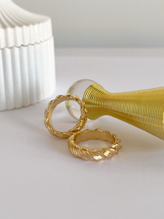 Anel H19 Dourado - Bijuteria Importada -