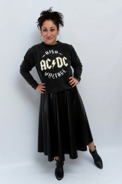 Buzo AC/DC en internet