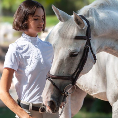 CHOMBA "TINI" LOCAPASION BLANCA on internet