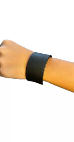 Pulsera Cuero Porte Ancha en internet