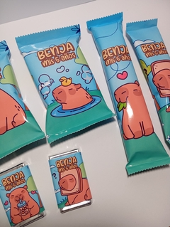 Golosinas Personalizadas para 10 chicos "Capibara nene"