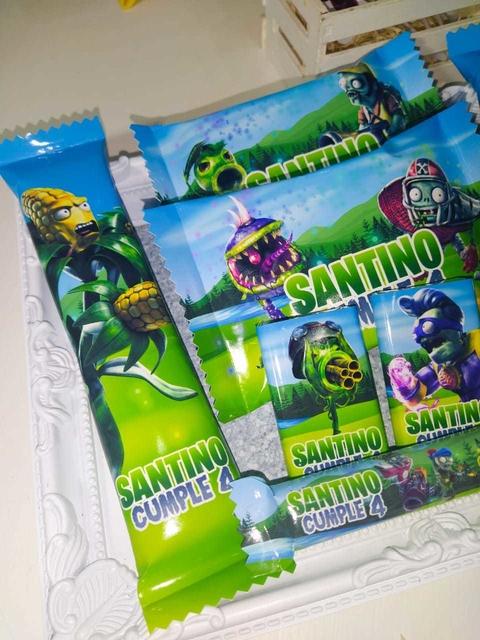 Golosinas Personalizadas para 10 chicos "PLANTAS VS ZOMBIES GW"