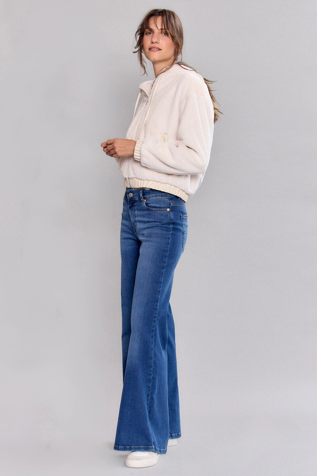 Jean Sainz Blue