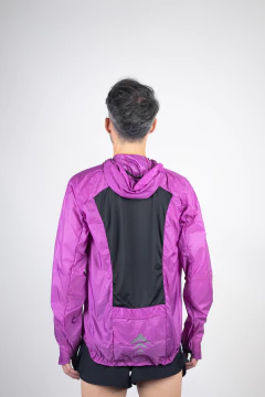 Campera Ultra Liviana Trail unisex Violeta en internet