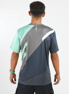 Remera de Entrenamiento Esmeralda Hombre en internet