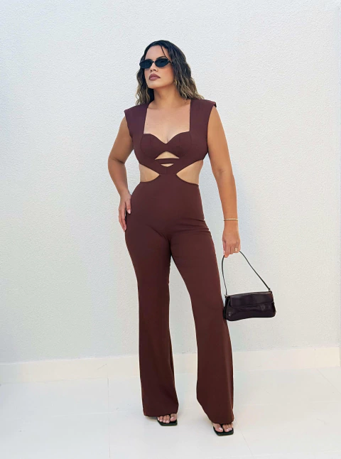 Macacão Recortes Marrom Mel - comprar online