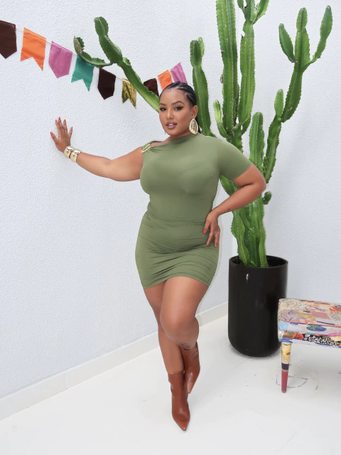 Vestido Fivela Verde Rubi - comprar online