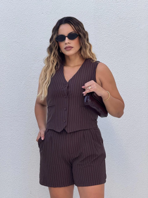 Conjunto Colete Short Marrom Escuro Stela - comprar online