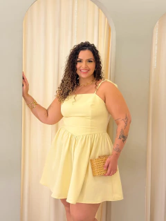 Vestido Amarelo Cecilia na internet