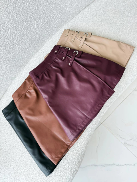 Shortsaia Preto Alice - comprar online