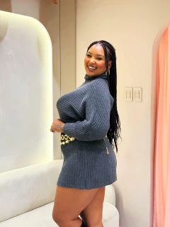 Conjunto Tricô Blusa Saia Cinza Lore na internet