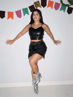 Cropped Courino Preto Maira - loja online