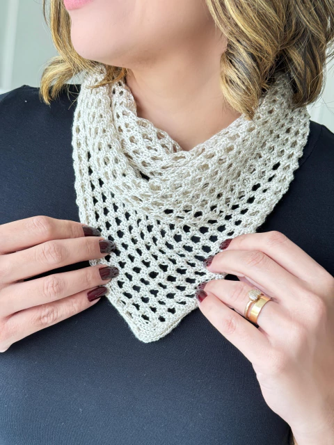 Lenço Nude em Tricô - comprar online