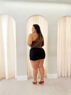 Imagem do Short Alfaiataria Preto Carina