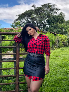 Saia Couro Eco Preto Jaque na internet