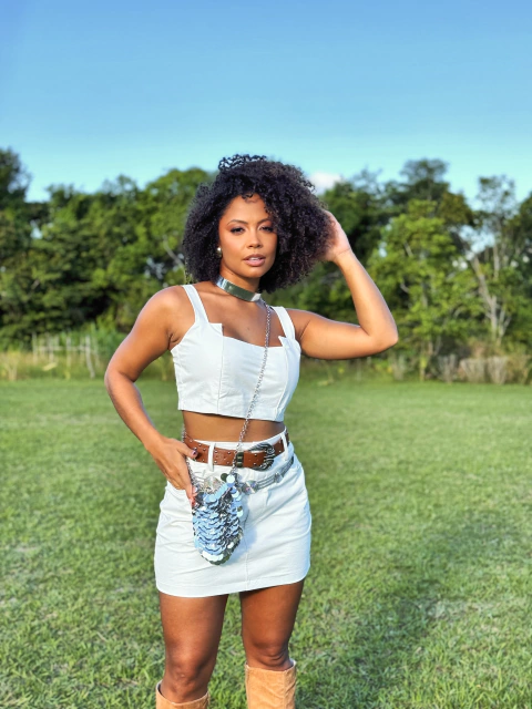 Cropped Couro Eco Branco Jaque - comprar online